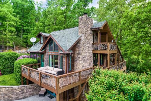 Cosby Contemporary Cabin in Cosby, USA