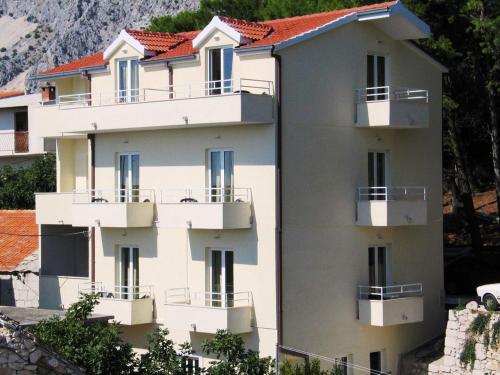 . Apartments Danica Drašnice