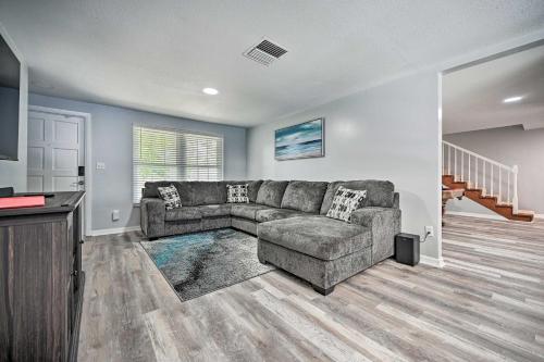 Spacious Brandon Home with Private Outdoor Pool in Brandon, USA