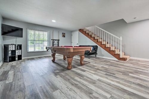 Spacious Brandon Home with Private Outdoor Pool in Brandon, USA