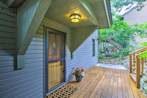 Lakefront Plymouth Cottage with Private Hot Tub