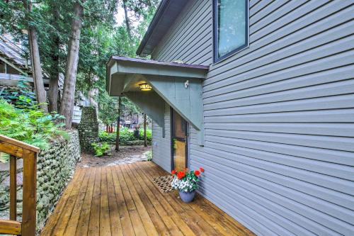 Lakefront Plymouth Cottage with Private Hot Tub