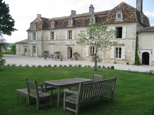 Château Manoir de la Lèche BnB Ruelle-sur-Touvre