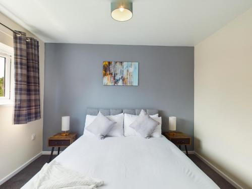 247 Serviced Accommodation in Telford- 3BR HOUSE