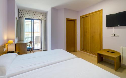 Hotel Montalvo Playa - image 8
