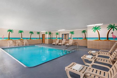 Days Inn by Wyndham Kansas City International Airport, Kansas City