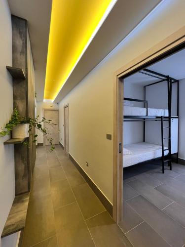 Smart Rooms Naples Room Type - Quadruple Room with Private External Bathroom Smart Rooms Naples Room Type - Quadruple Room with Private External Bathroom