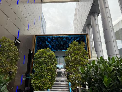 Platinum Suites by MoonOrchid - image 8