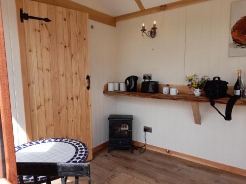Top of the Rock Glamping in Trefeglwys