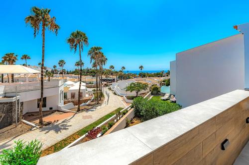 Apart luxury apartment in Island Village. 2