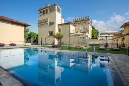 . VILLA BERNASCONI