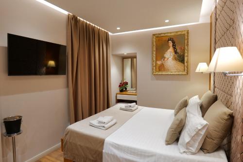 Hotel Queen - image 8
