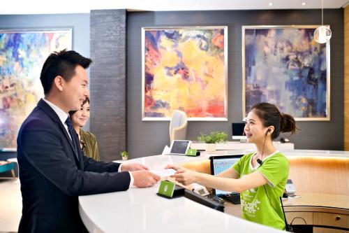 富驛商旅高雄中華路館 FX Inn Kaohsiung Zhonghua Road Branch