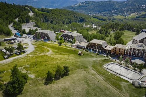 Studio au pied des pistes, parking privatif in 蒙特克拉