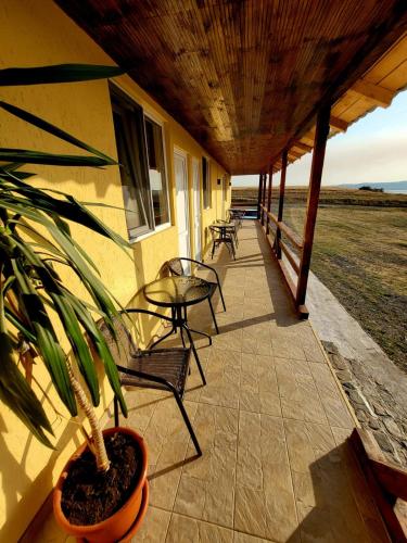 Balkons/terase, Cabana Vărad Coronini (Cabana Varad Coronini) in Coronini