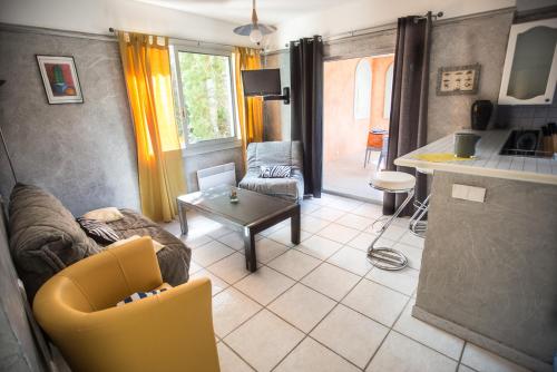Residence Villa Nova in Casaglione ciems
