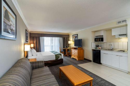 Quality Inn Downtown Inner Harbour