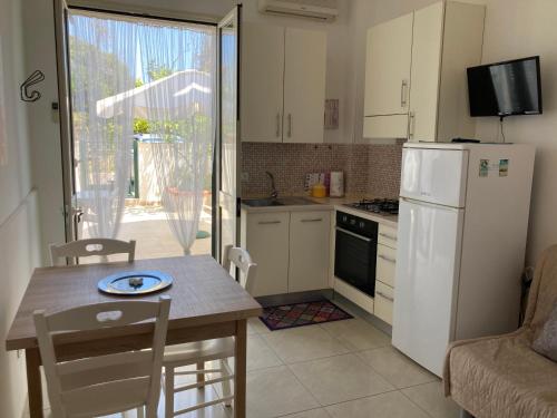 Casa Vacanza "Castro Marina"