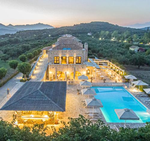Viesnīcas āriene, Castello Antico Hotel in Mavrovouni (Gytheio)