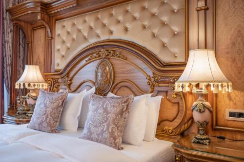 Superior King Room