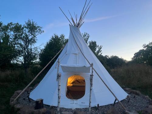. Romantic Wildlife Tipi Teepee Tomnatic Bihor Romania Apuseni