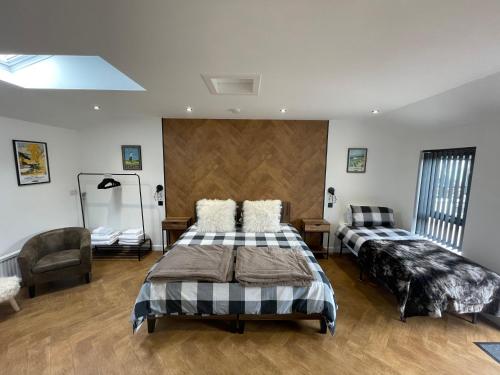 Golfers dream Guest suite with onsite golf studio available for booking by guests