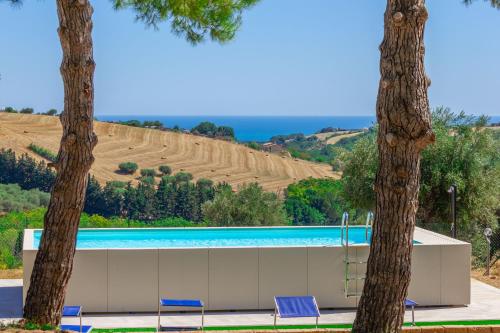 Villa Dell'Arco - Sea View, Private Pool & AirCo