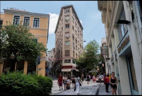 The Owl nest Modern and Cozy place in the Historical Center, Athens