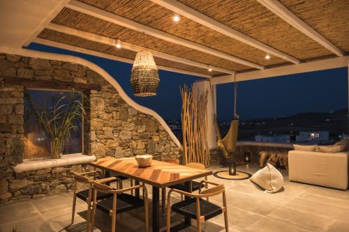 Diamond Of Mykonos – Ano Mera, UT
