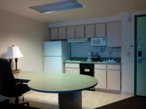 Allure Suites of Fort Myers