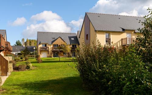 Lagrange Vacances Les Roches Douvres - image 3