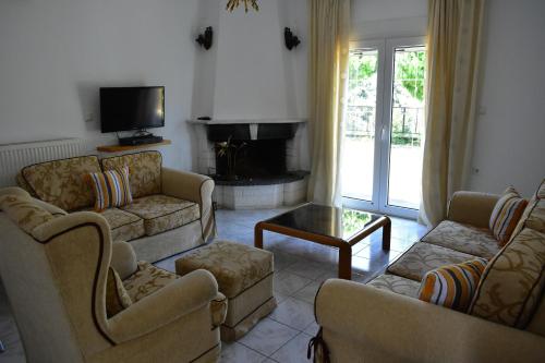 White Clam Vintage House with sea view & garden in 麥克里吉亞洛斯