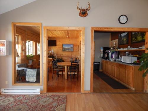 Alpine Inn - main image