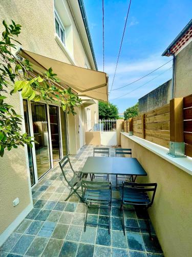 2 bedrooms, 4 beds