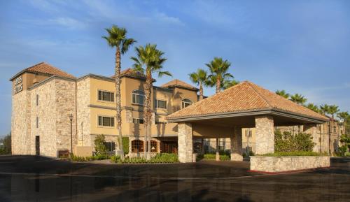 Ayres Suites Diamond Bar - image 11