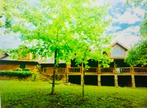 Rainbow Ridge Retreat – khách sạn tại Cotter (AR)