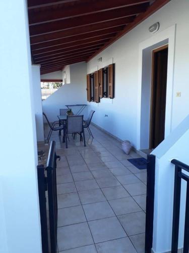 Apartment - Sleeps 5 - Parking - Private Terrace, Masouri (fotografie 8)