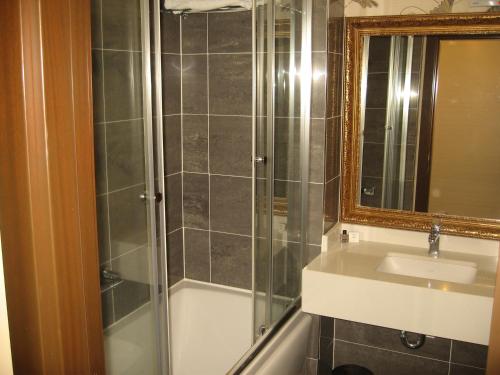 Termal Elit Hotel - image 7