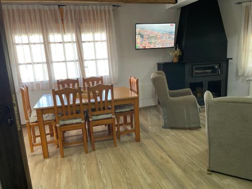 Vivienda Turística Rural Casa Irene (Vivienda Turistica Rural Casa Irene) in Segura De La Sierra