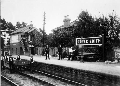 The Waiting Room, Stoke Edith Station, Tarrington