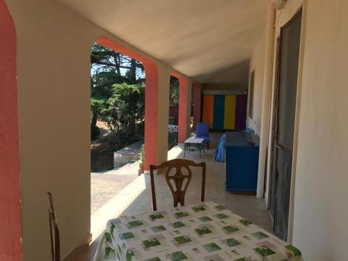 Sprocketlandia Apartment Sleeps 4 with Garden in Frigole