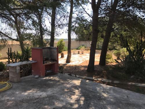 Sprocketlandia Apartment Sleeps 4 with Garden in Frigole