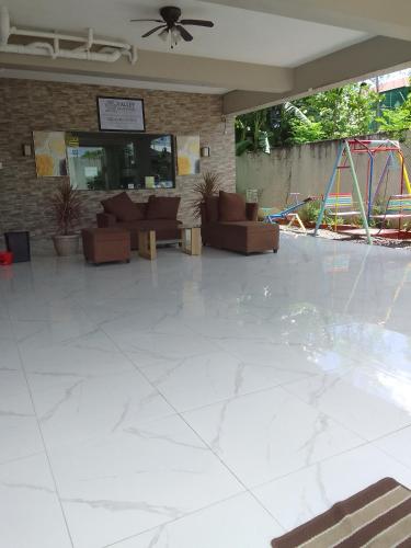 Aliyahs’s Place: Staycation in Valley Golf Cainta in Muntingdilaw