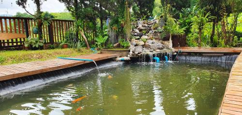 Baan Suan Taboon Homestay - 정원