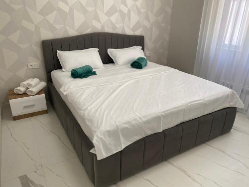 Orange Hotel - Accommodation - Gonio