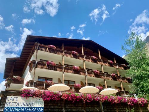 Hotel Zirbenhof in St. Leonhard im Pitztal, Österreich