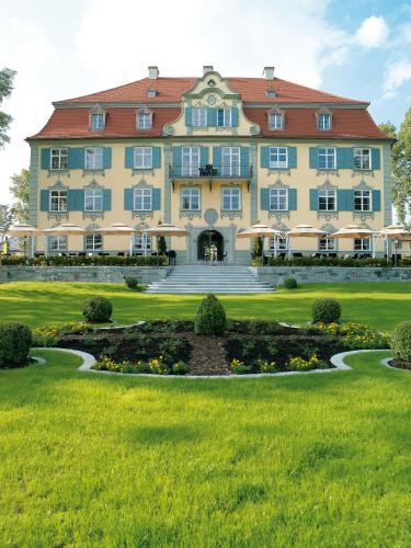 Schloss Neutrauchburg - Hotel - Isny im Allgäu