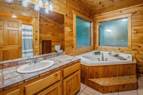 Three Bears Lodge - image 10