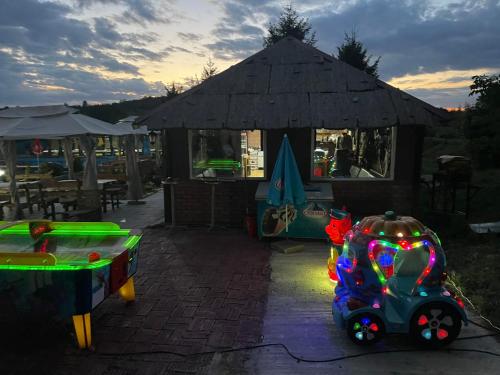 Holiday Home Rodjak sa sela Holiday Home Rodjak sa sela