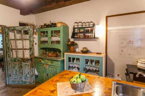 Makanan dan Minuman, Country House "Stricev grunt" Stara Kapela in Brodski Stupnik